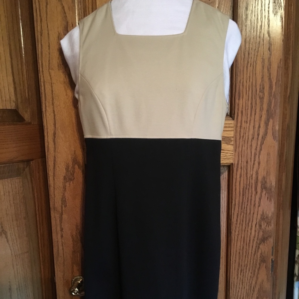 Inc Tan and black tailored classic sleevless dress